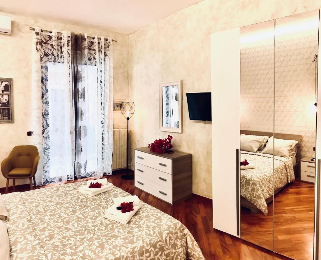 Salerno Historic Center Lovely Flat Extérieur photo